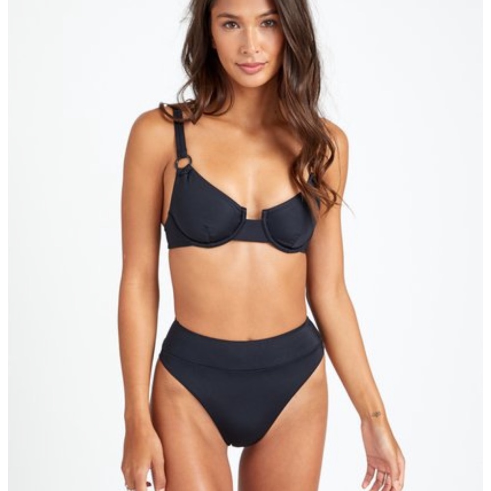 RVCA solid underwire bikini top / solid high rise bikini bottoms set